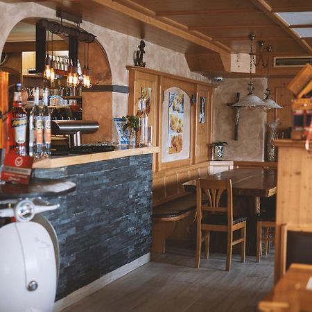 Zum Kleinen Italiener - Ristorante Pizzeria Pension Geinberg Kültér fotó